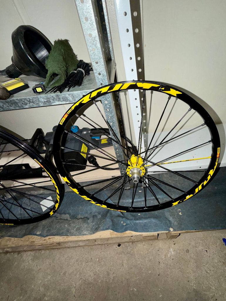 Used Mavic Crossmax XL Pro Ltd 27.5 bike — image 2 of 7
