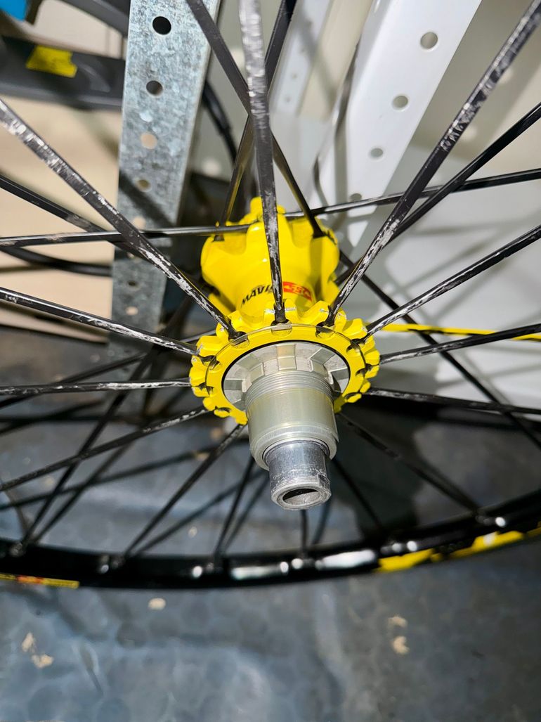 Used Mavic Crossmax XL Pro Ltd 27.5 bike — image 4 of 7