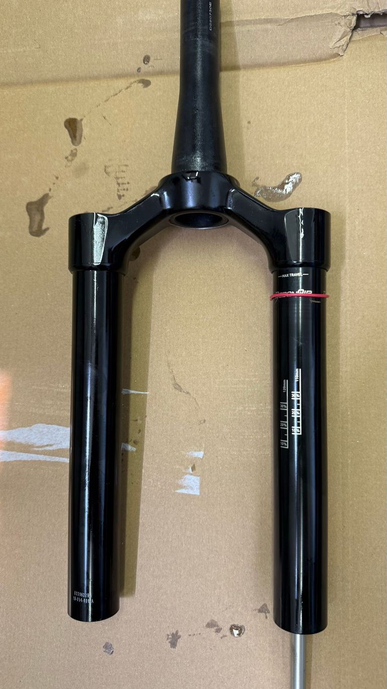 Used RockShox SID Ultimate 35mm Crown Upper Leg 2023 bike — image 2 of 4