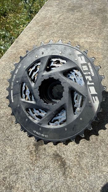 Used Sram Force 12v XDR XG1270 2022 bike — image 3 of 3