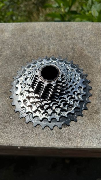 Used Sram Force 12v XDR XG1270 2022 bike — image 2 of 3