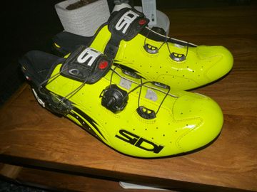 Used Sidi Wire Carbon Gr. 45 fluo yellow neon gelb Rennradschuhe Cycling Shoes
