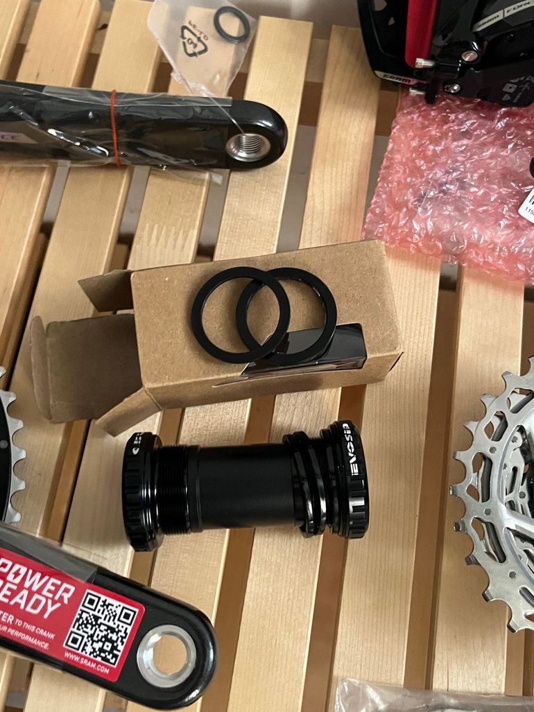 Used Sram Force eTap AXS 2x12V bike — image 12 of 15