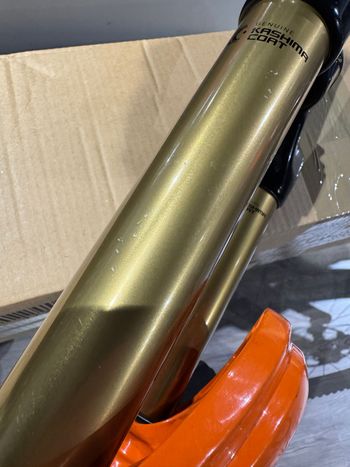 Used Fox 38 Factory Grip 2 Fork Kashima bike — image 18 of 20