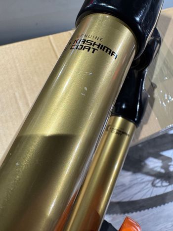 Used Fox 38 Factory Grip 2 Fork Kashima bike — image 17 of 20