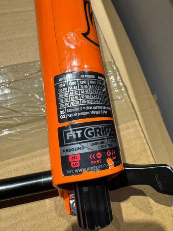 Used Fox 38 Factory Grip 2 Fork Kashima bike — image 12 of 20