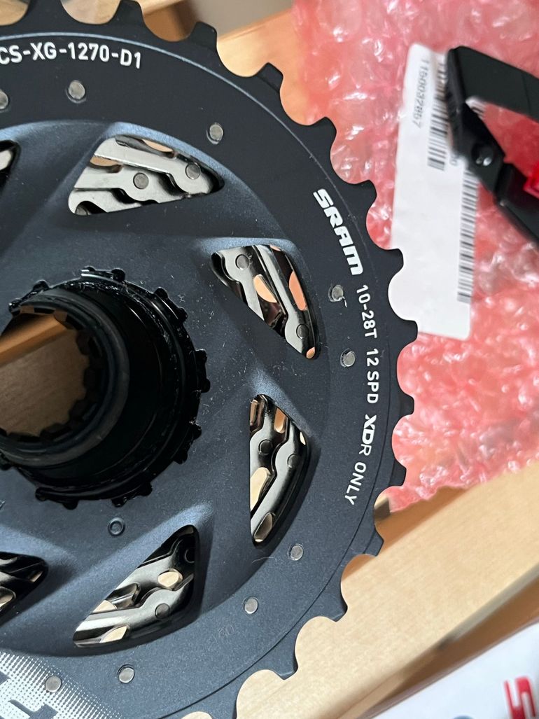Used Sram Force D2 AXS 2x12v HDR bike — image 14 of 19