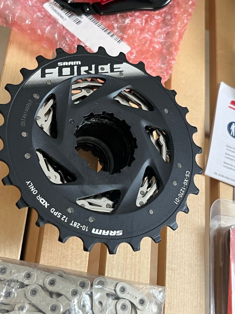 Used Sram Force D2 AXS 2x12v HDR bike — image 15 of 19
