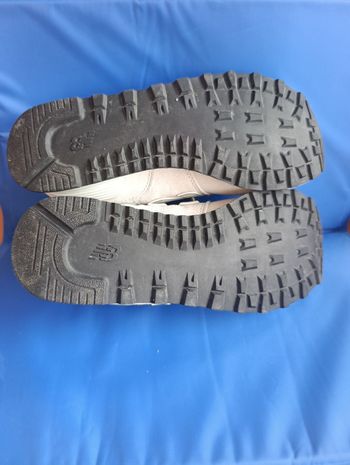 Used New Balance 574 bike — image 2 of 4