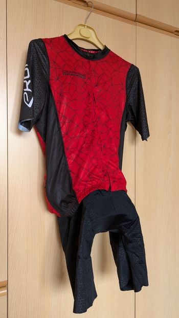 Used Ekoi Kit maglietta + pantaloncino Graphene taglia M 2024 bike