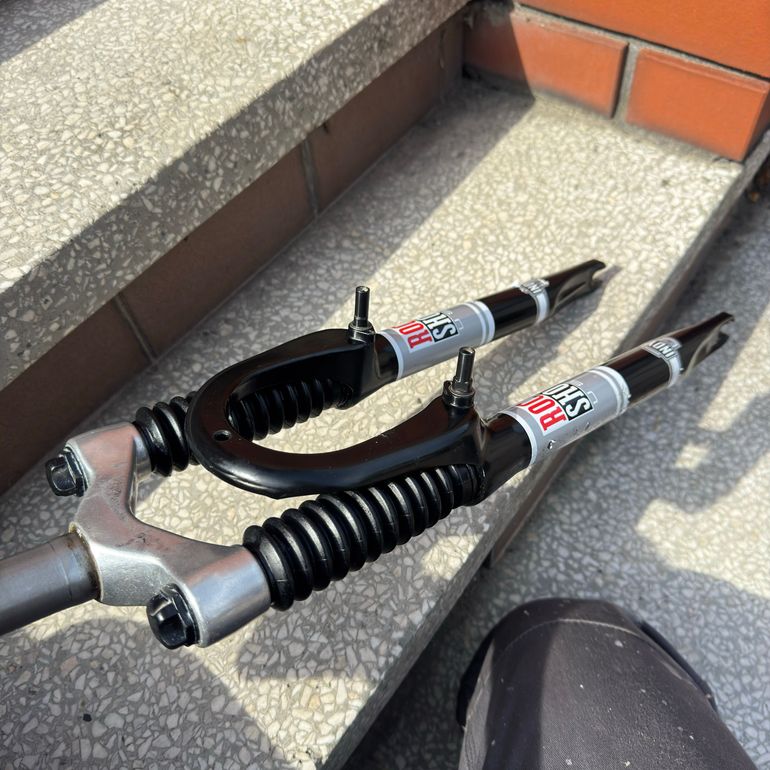 Used RockShox Rock Shox Indy S Fork Vintage 26 MTB Fork 1998 bike — image 1 of 4
