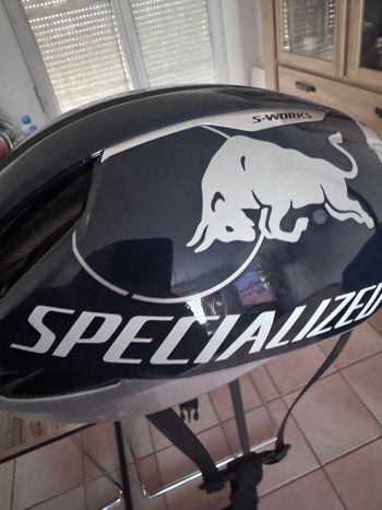 Used Specialized S-Works Evade 3 Red Bull TdF LTD 2025 bike — image 7 of 8