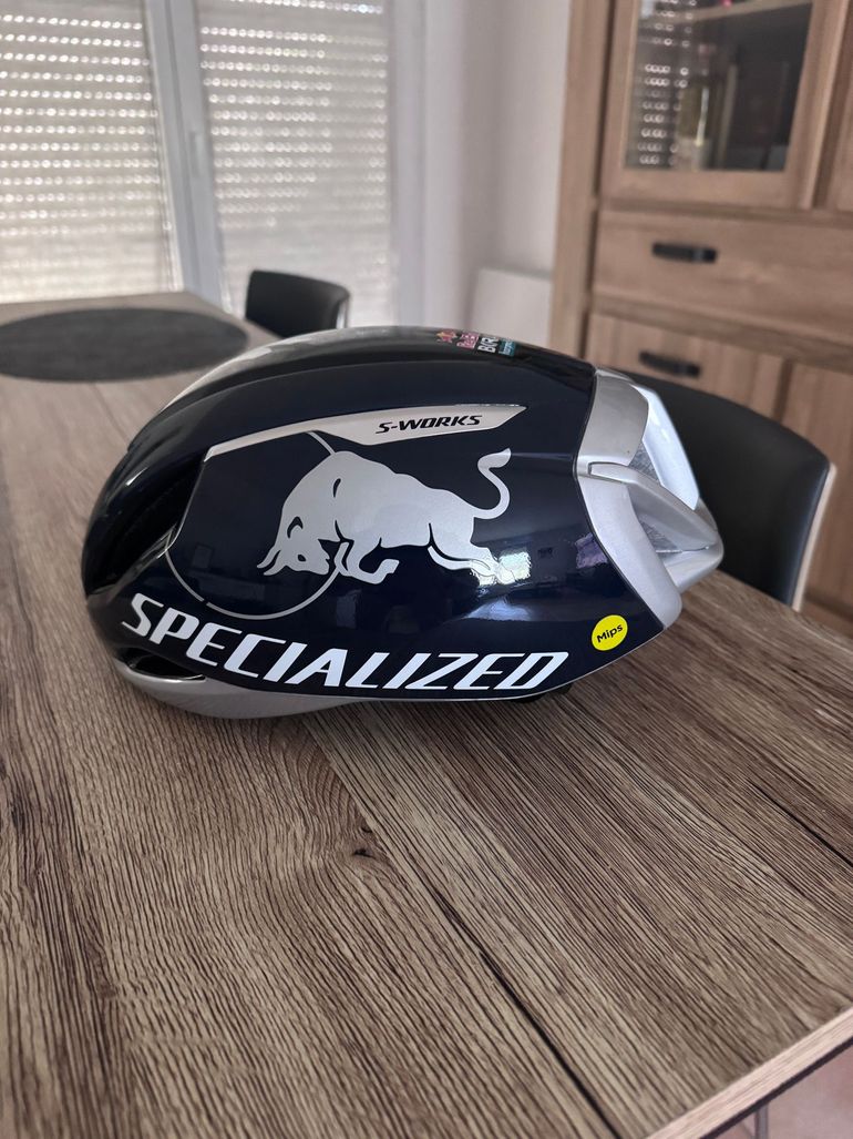 Used Specialized S-Works Evade 3 Red Bull TdF LTD 2025 bike — image 2 of 8