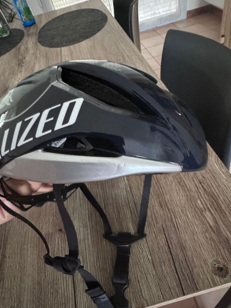 Used Specialized S-Works Evade 3 Red Bull TdF LTD 2025 bike — image 5 of 8