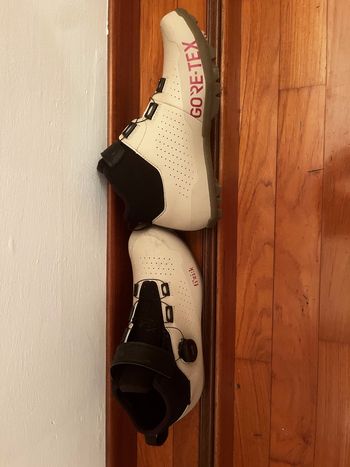 Used Fizik TERRA ARTICA X5 GTX Desert 2025 bike — image 7 of 7