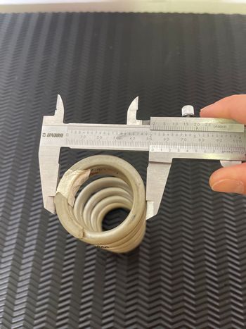 Used Formula Ressort 65mm-300 bike — image 4 of 4
