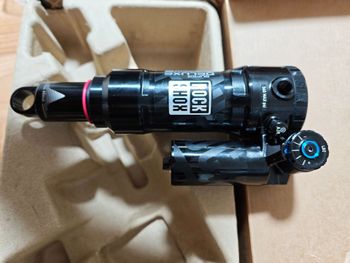 Used RockShox Super Deluxe Ultimate bike — image 3 of 9