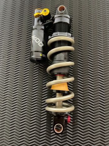 Used Formula MOD Coil Spring Rear Shock bike — image 2 of 6