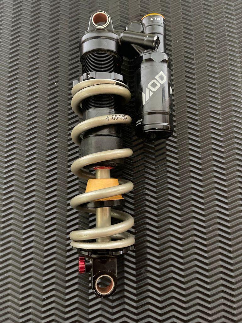 Used Formula MOD Coil Spring Rear Shock bike — image 1 of 6