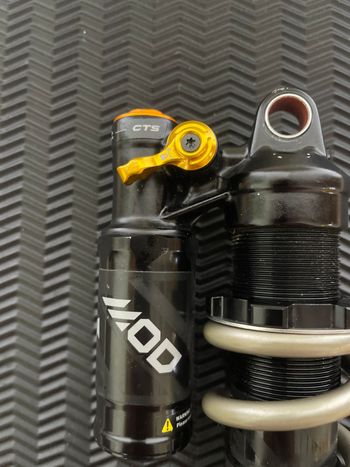 Used Formula MOD Coil Spring Rear Shock bike — image 3 of 6