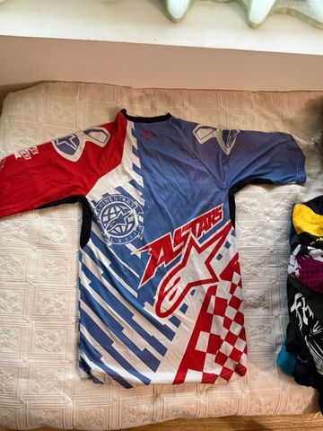 Used Alpinestars DH 2018 bike — image 2 of 5