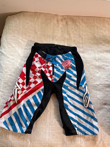 Used Alpinestars DH 2018 bike — image 3 of 5