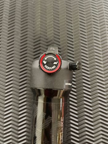 Used RockShox Amortisseur bike — image 3 of 3