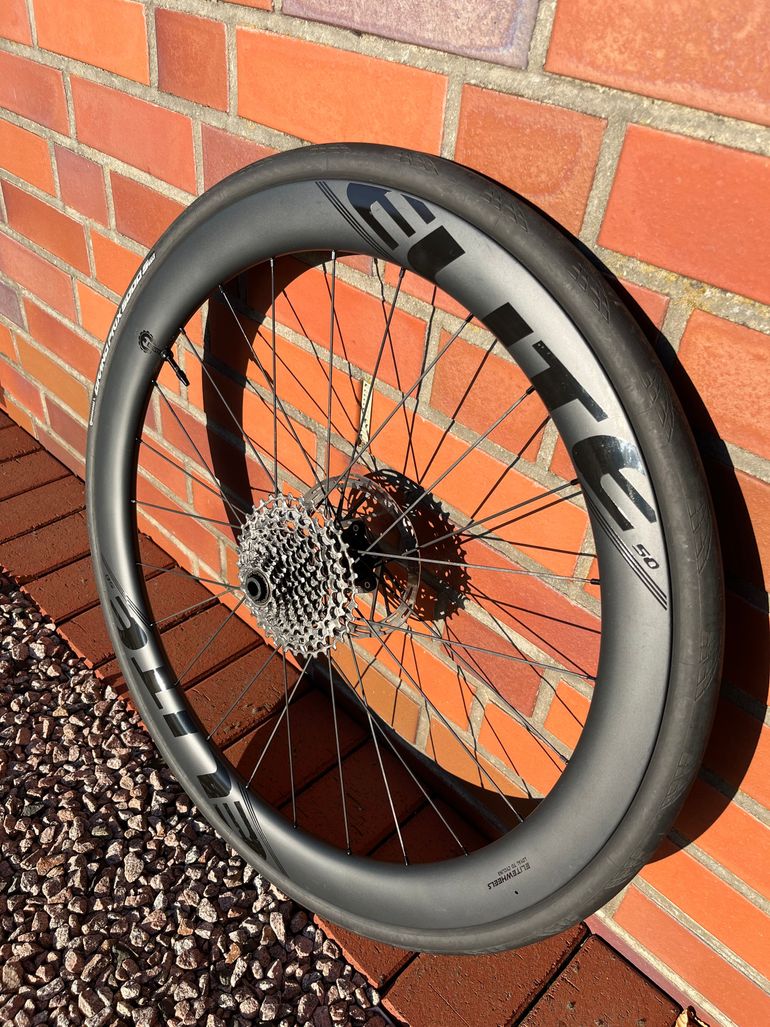 Used Elite-Wheels Carbon Wheels ENT 2.0 Disc Brake 700c 50mm bike — image 3 of 4