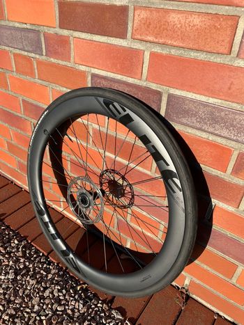 Used Elite-Wheels Carbon Wheels ENT 2.0 Disc Brake 700c 50mm bike — image 4 of 4