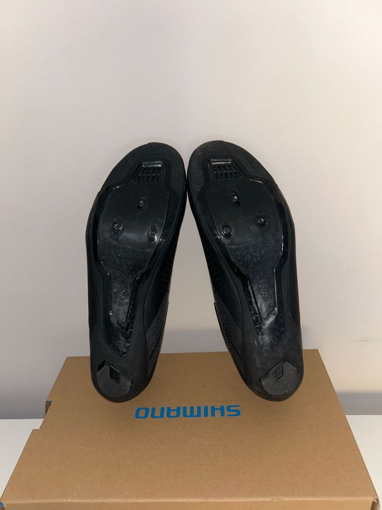 Used Shimano RC3 Cycling Shoes bike — image 5 of 6