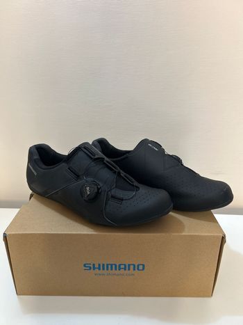 Used Shimano RC3 Cycling Shoes bike