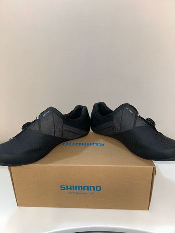 Used Shimano RC3 Cycling Shoes bike — image 3 of 6