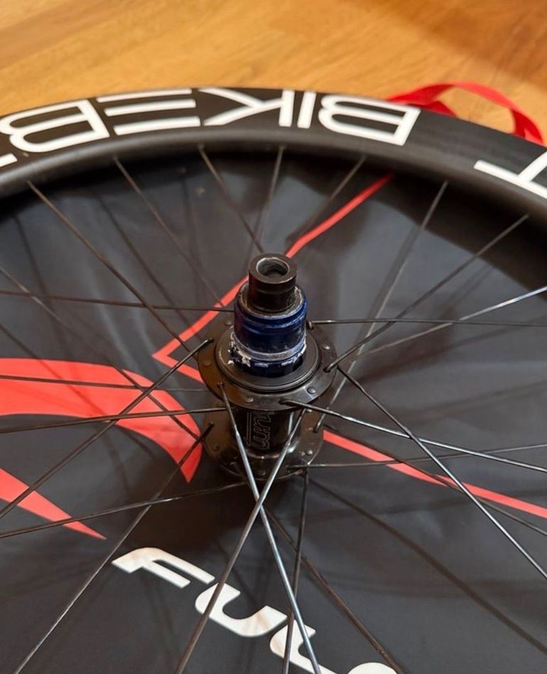 Used BikeBeat Rennrad Laufradsatz Carbon 80mm 1800g Tune Naben XDR bike — image 5 of 8