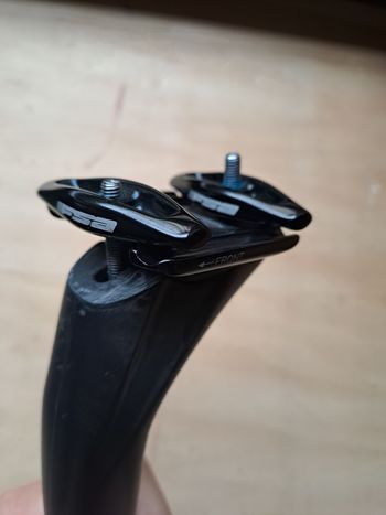 Used Bianchi RC Seatpost FSA K-Force 27.2mm 350mm bike — image 3 of 6
