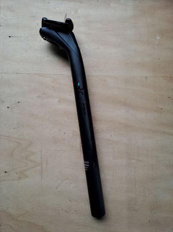 Used Bianchi RC Seatpost FSA K-Force 27.2mm 350mm bike — image 2 of 6