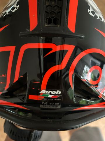 Airoh Fighters Millenium Helmet bike d'occasion — image 8 sur 8