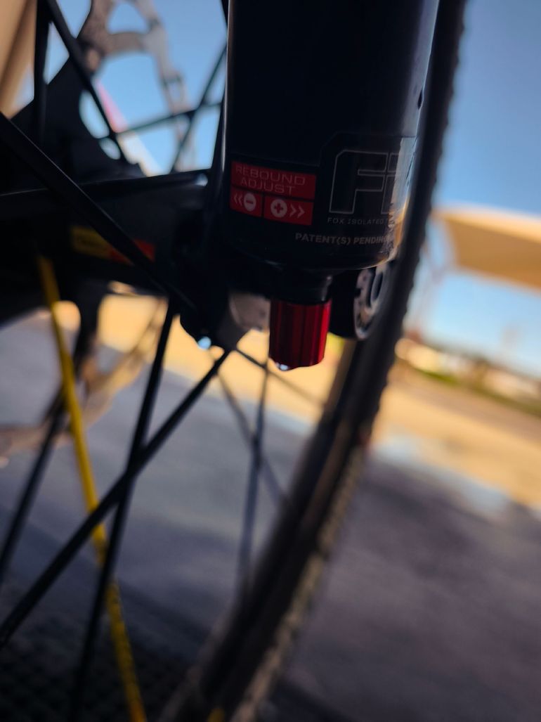 Used Fox Factory Kashima 29 Fork bike — image 10 of 10