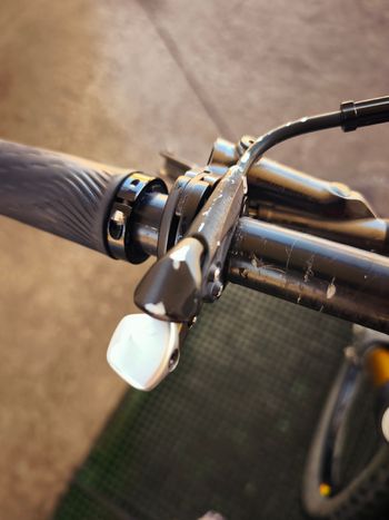 Used Fox Factory Kashima 29 Fork bike — image 8 of 10