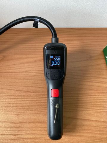 Tweedehands Bosch EasyPump Cordless Air Pump bike — afbeelding 1 van 5