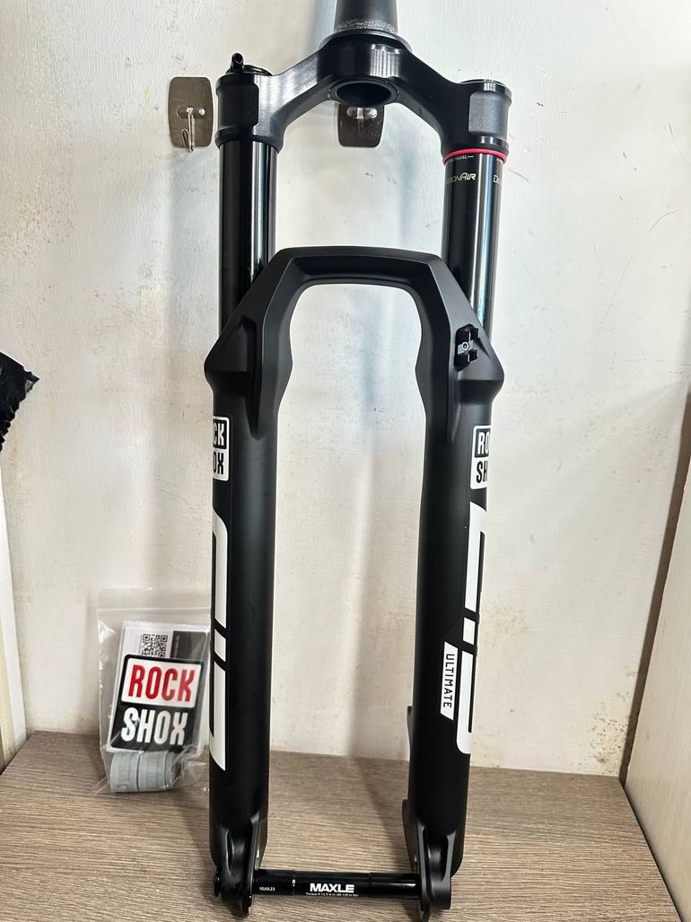 Used RockShox SID Ultimate 2P 2025 bike — image 1 of 7