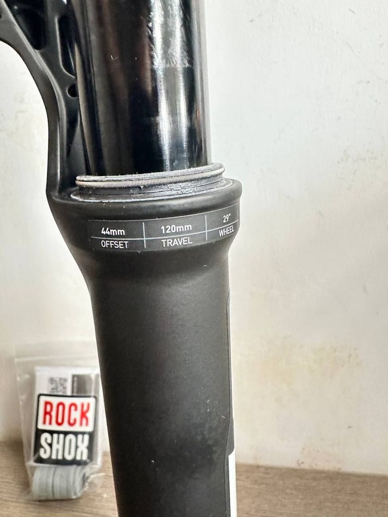 Used RockShox SID Ultimate 2P 2025 bike — image 3 of 7