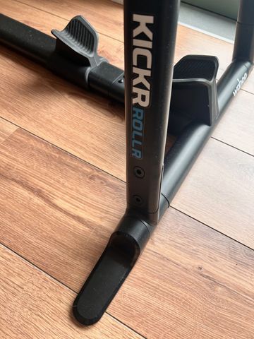 Brugt Wahoo KICKR ROLLR 2026 bike — billede 2 af 3
