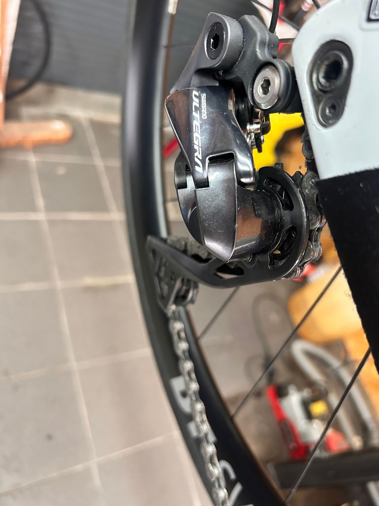 Used Shimano Ultegra Di2 RD-R8050-GS bike — image 4 of 4