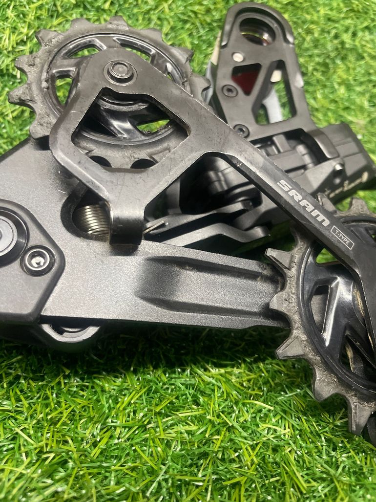 Used Sram GX eTap AXS 12-speed 2025 bike — image 5 of 7