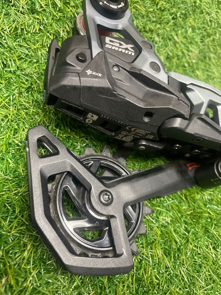 Used Sram GX eTap AXS 12-speed 2025 bike — image 3 of 7
