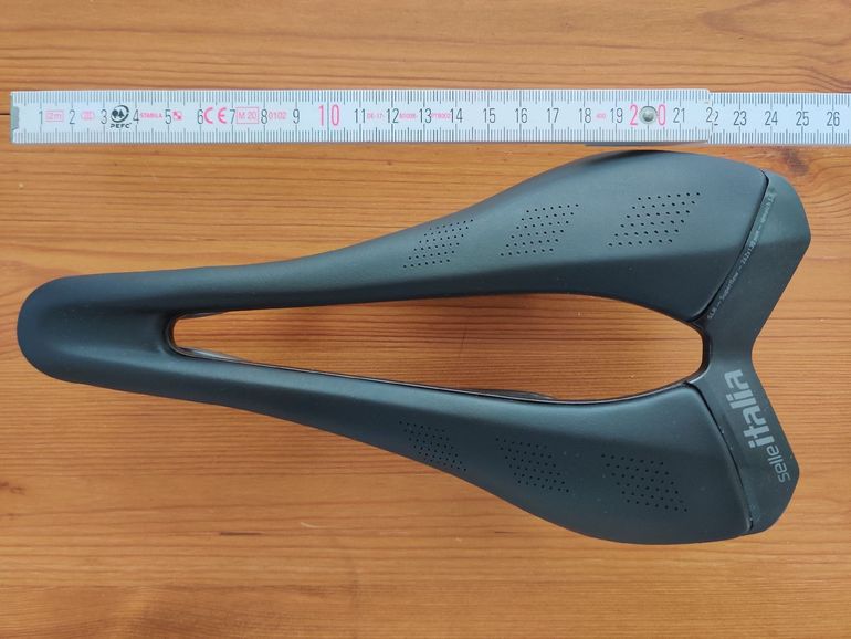 Used Selle Italia SLR Elite Superflow S3 130 x 242 mm 2026 bike — image 1 of 5
