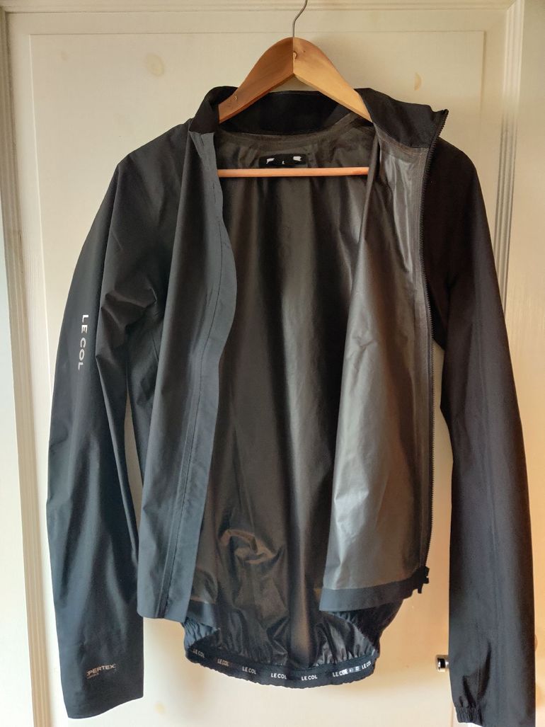Used Le Col Pro Lightweight Rain Jacket L 2025 bike — image 2 of 5