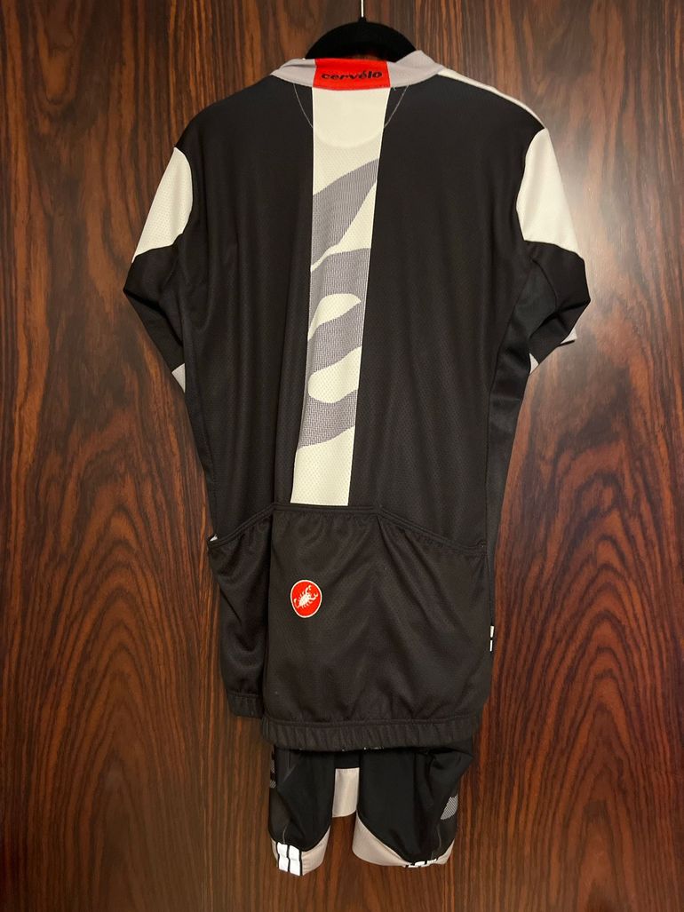 Used Castelli kit Cervélo bike — image 2 of 2