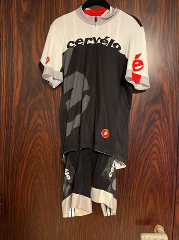 Used Castelli kit Cervélo bike