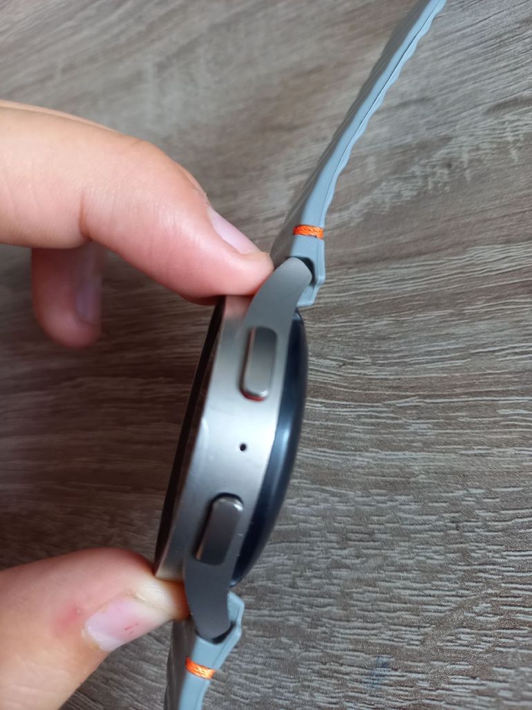 Used Garmin Galaxy Watch 5 Pro Wi-Fi 2023 bike — image 3 of 5